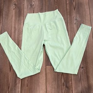 Alphalete leggings
